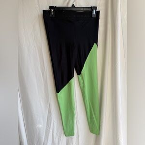 Koral Leggings - Shiny Black and Green